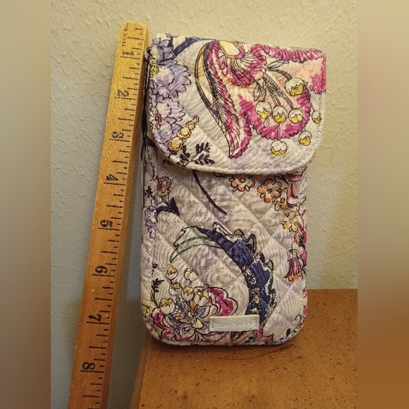Vera Bradley Hummingbird Park Carson Cellphone Crossbody - Picture 2 of 12